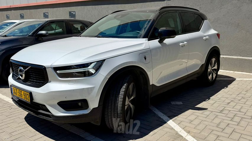 וולוו XC40