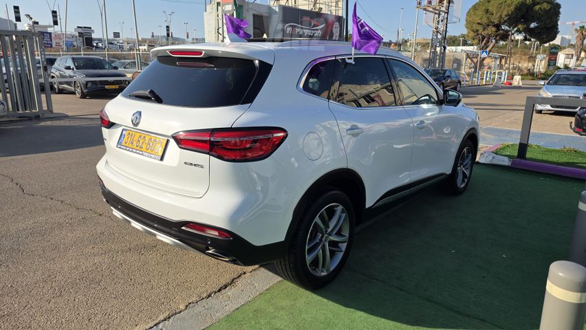 אם ג'י EHS PHEV