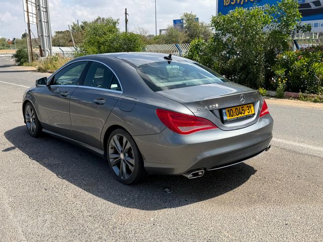 מרצדס-בנץ CLA