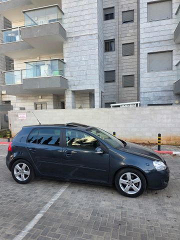 פולקסווגן גולף