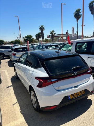 יונדאי i20
