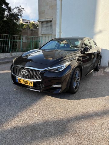אינפיניטי Q30