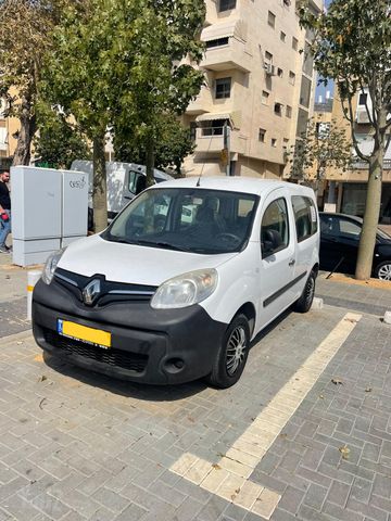 איסוזו די-מקס