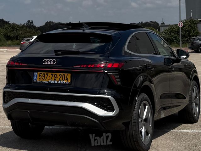 אאודי Q3