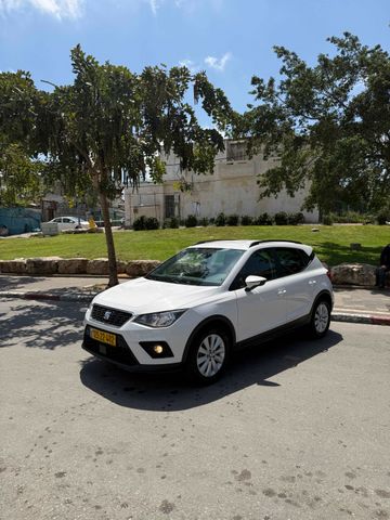 מודעת רכב סיאט ארונה