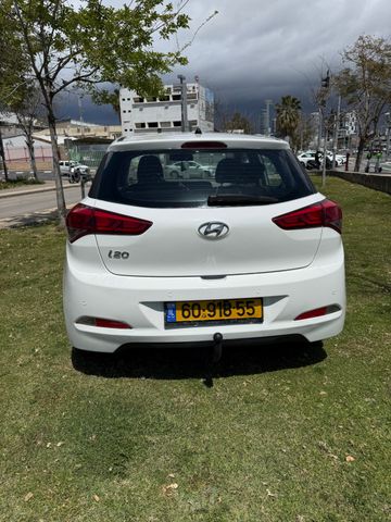 יונדאי i20