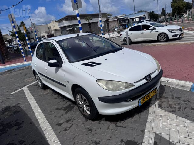 מודעת רכב פיג'ו 206