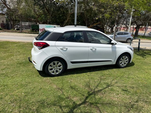 יונדאי i20