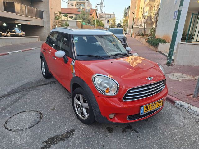 מודעת רכב מיני קאנטרימן