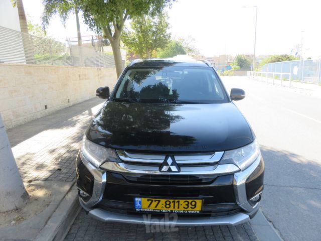 מיצובישי אאוטלנדר