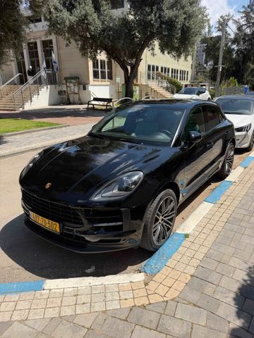 פורשה מקאן