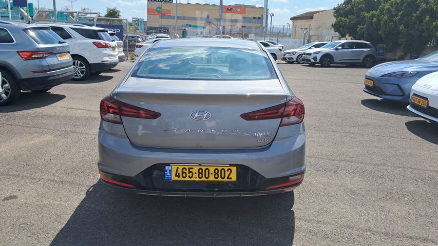 יונדאי אלנטרה