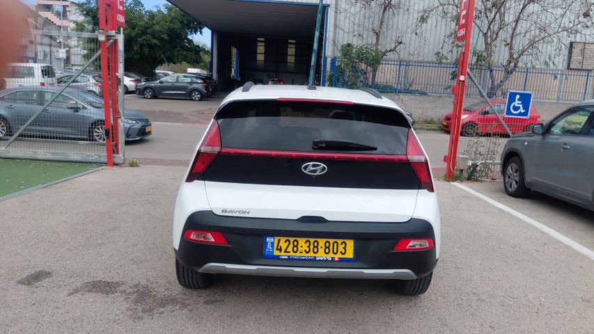 מודעת רכב יונדאי באיון 2