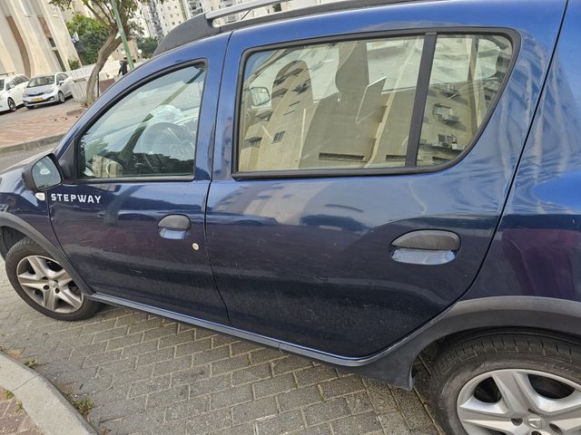 דאצ'יה סנדרו