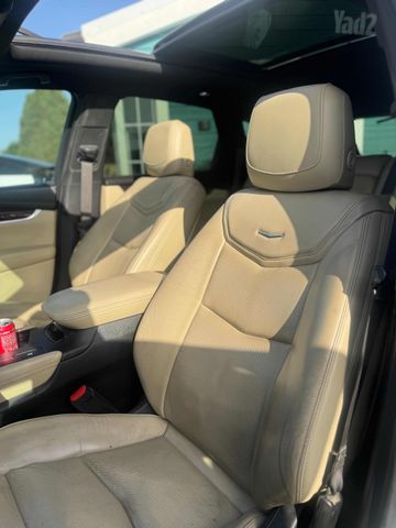 קאדילק XT5