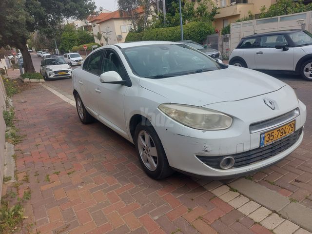 רנו פלואנס