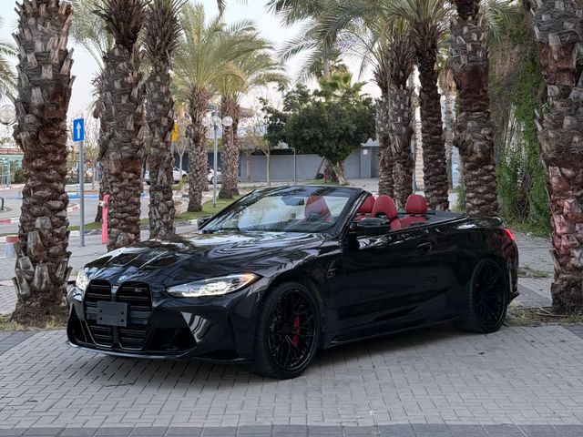 ב מ וו M4