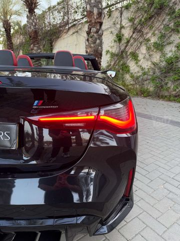 ב מ וו M4