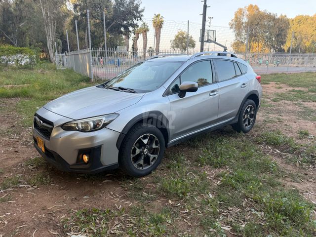מודעת רכב סובארו XV