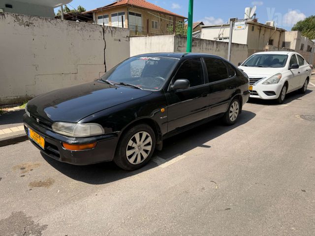 טויוטה קורולה