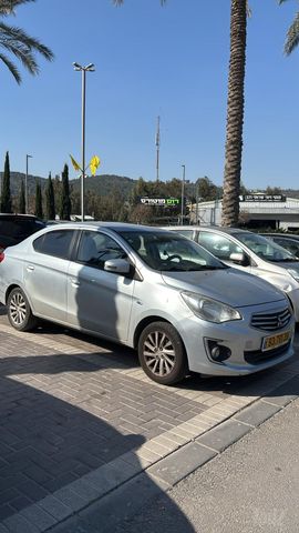 מודעת רכב מיצובישי אטראז'