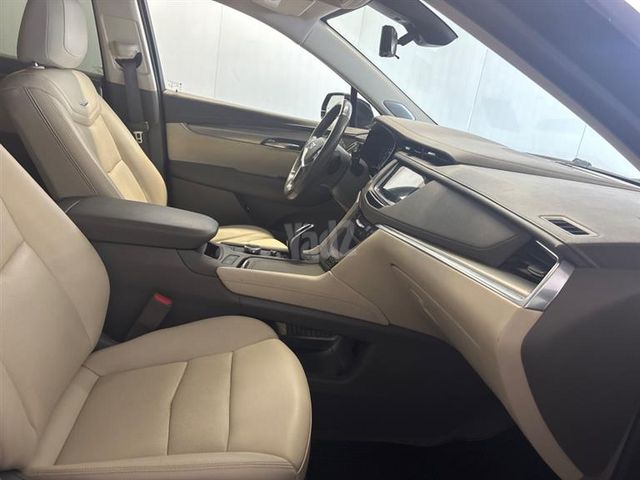 קאדילק XT5