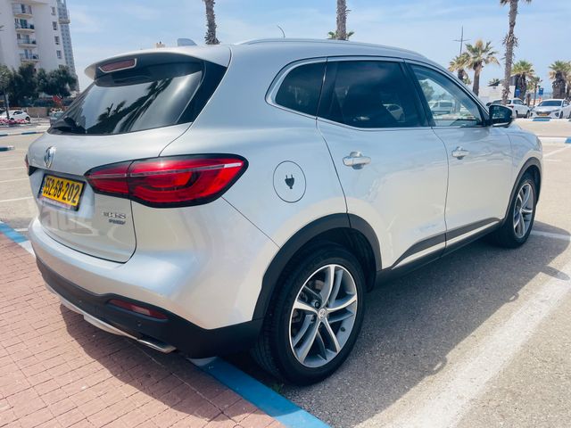 אם ג'י EHS PHEV