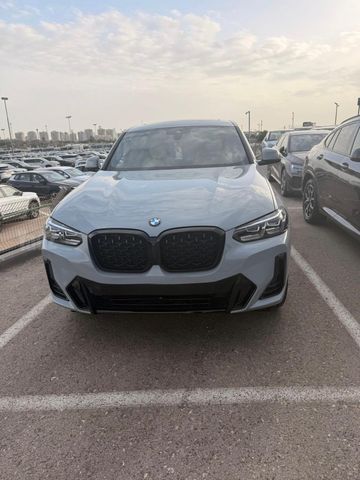 ב מ וו X4