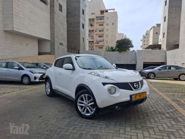 ניסאן ג'וק