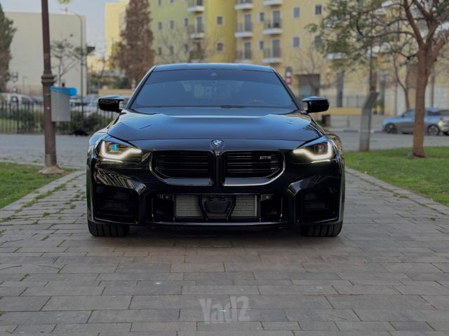 ב מ וו M2