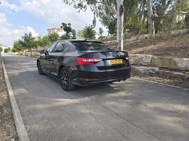 סקודה סופרב