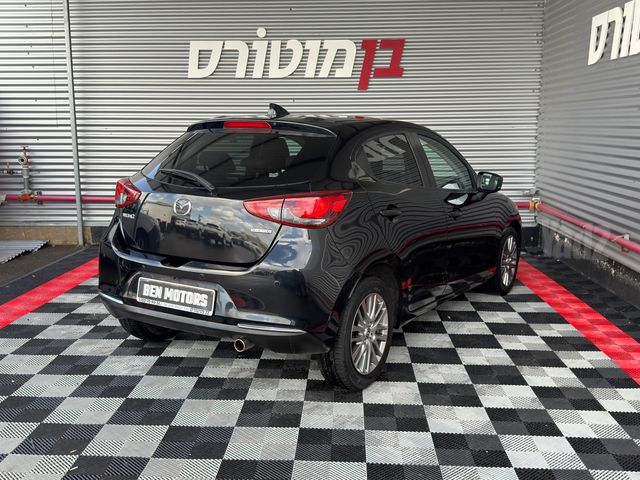 מאזדה 2