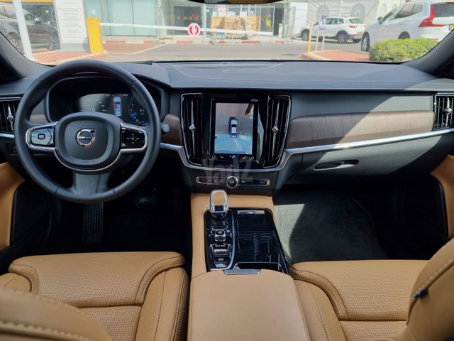 וולוו S90