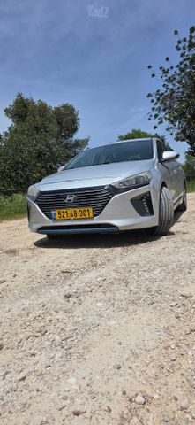 מודעת רכב יונדאי איוניק