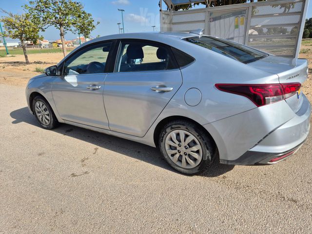 יונדאי אקסנט i25