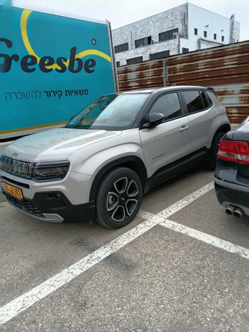 מודעת רכב ג'יפ אוונגר