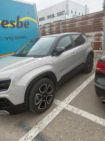 ג'יפ אוונגר