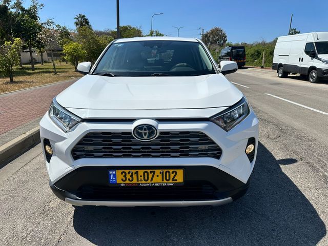 מודעת רכב טויוטה RAV4
