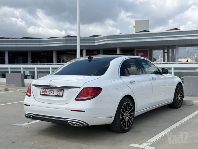 מרצדס-בנץ E-class