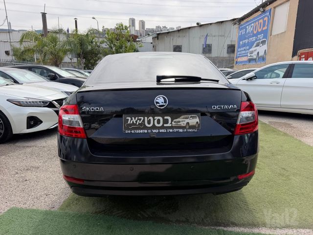 סקודה אוקטביה