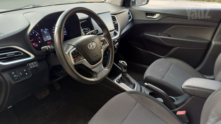 יונדאי אקסנט i25