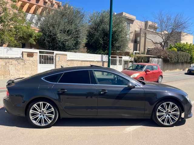 אאודי A7