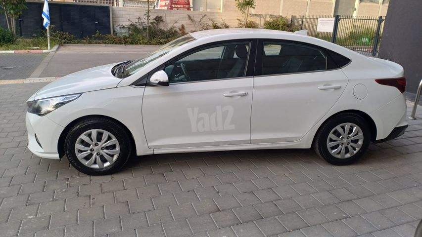 יונדאי אקסנט i25