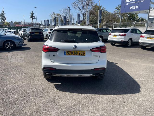 אם ג'י EHS PHEV
