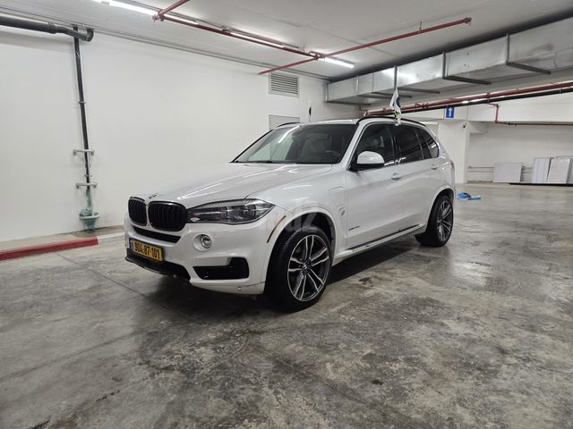 ב מ וו X5