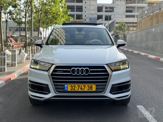 אאודי Q7