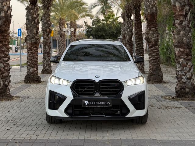 ב מ וו X6 M