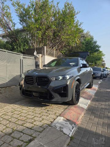 ב מ וו X6 M