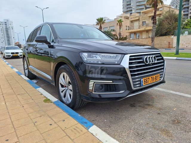 אאודי Q7