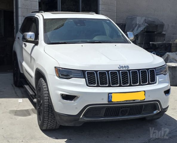 מודעת רכב ג'יפ גרנד צ'ירוקי